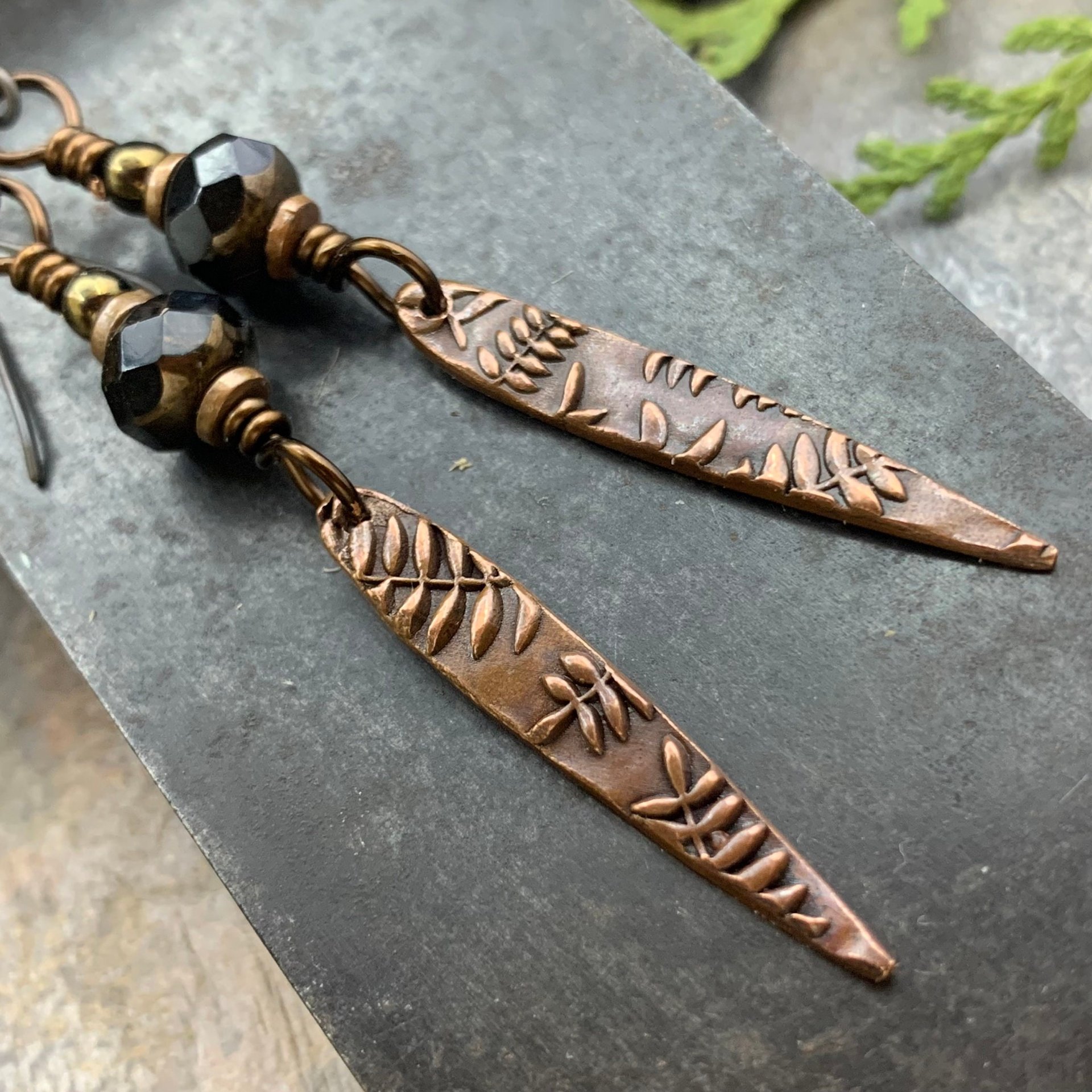 Fern Copper Earrings, Teardrop Dagger, Hypoallergenic Ear Wires, Black Czech Glass Beads, Botanical Jewelry, Light Earrings, Green Witch